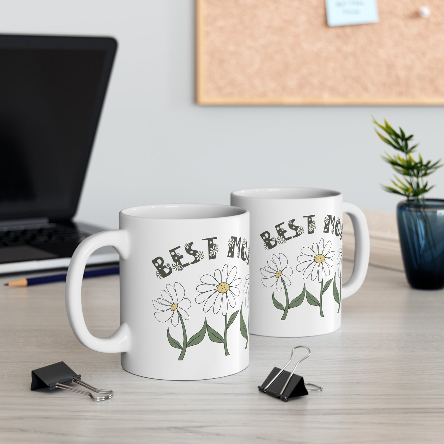 Best Mom Daisy Mug - A Beautiful Floral Mug for Mother's Day or Mom's Birthday