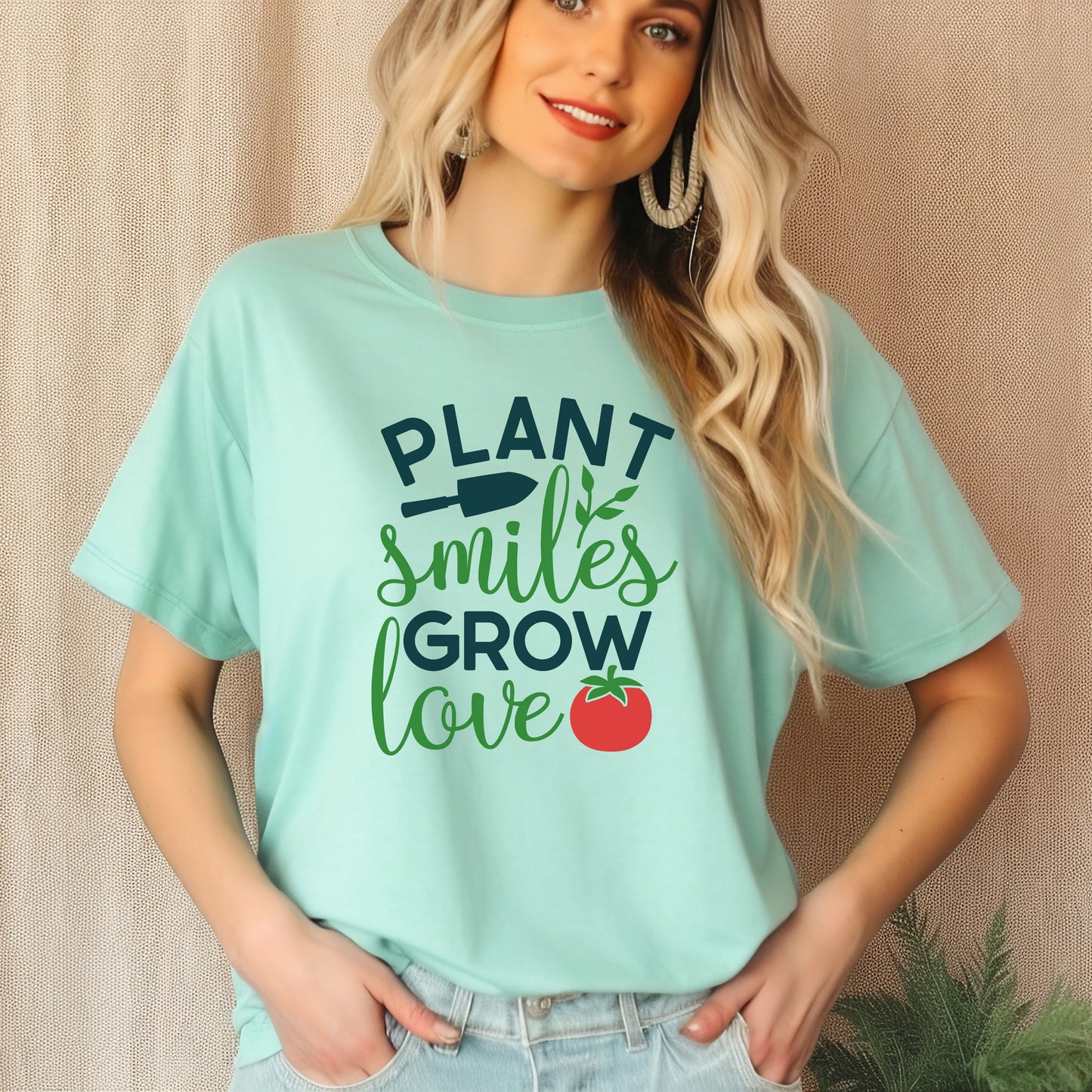 Motivational Gardening T-shirt - Plant Smiles Grow Love