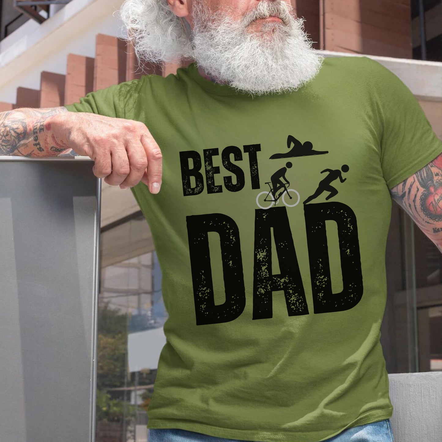 Best Triathlete Dad T-shirt - Triathlon Dad Birthday or Father's Day Gift